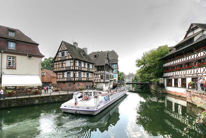 Au Coeur De La Petite France Apartment Strasbourg Bagian luar foto
